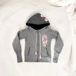 WOMEN’S “ANTIOUE ROSE” HOODED SKULL JACKET.